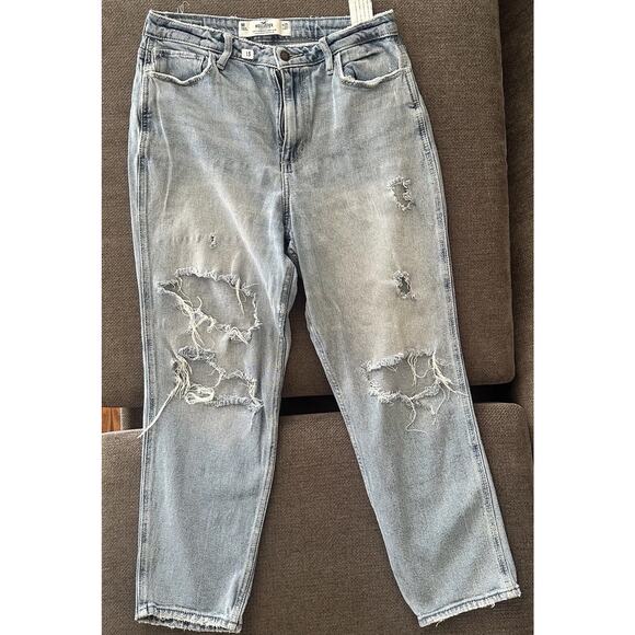 Hollister Jeans Womens 29x27 Light WashCurvy High Rise Mom 9R Distressed - Picture 2 of 8